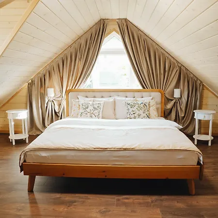 Glukhanivka Boutique Chalet *