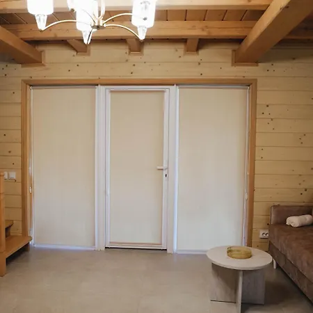 Glukhanivka Boutique Chalet